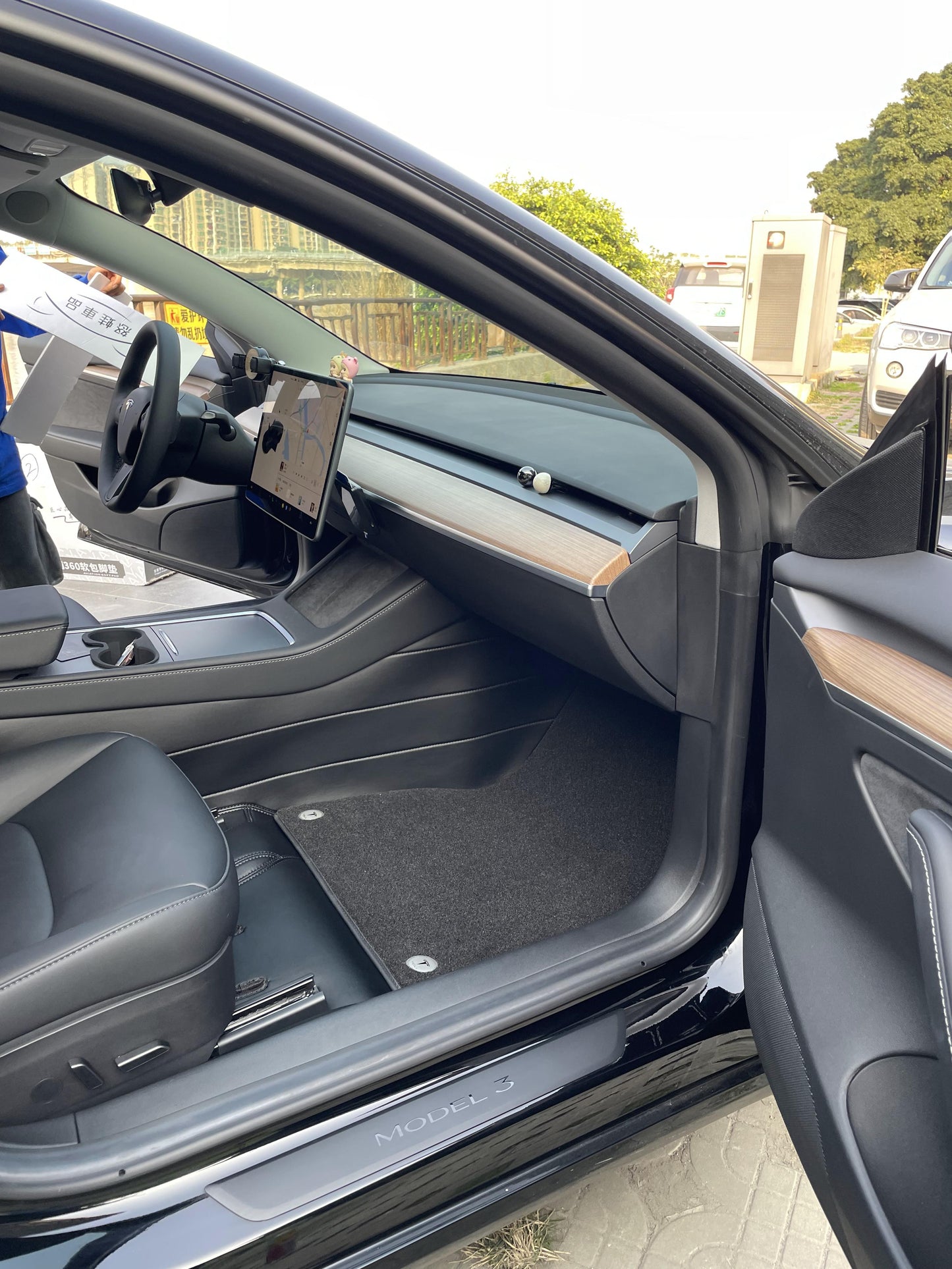 Tesla Model 3 Custom Floor Mats – 360° Perfect Fit
