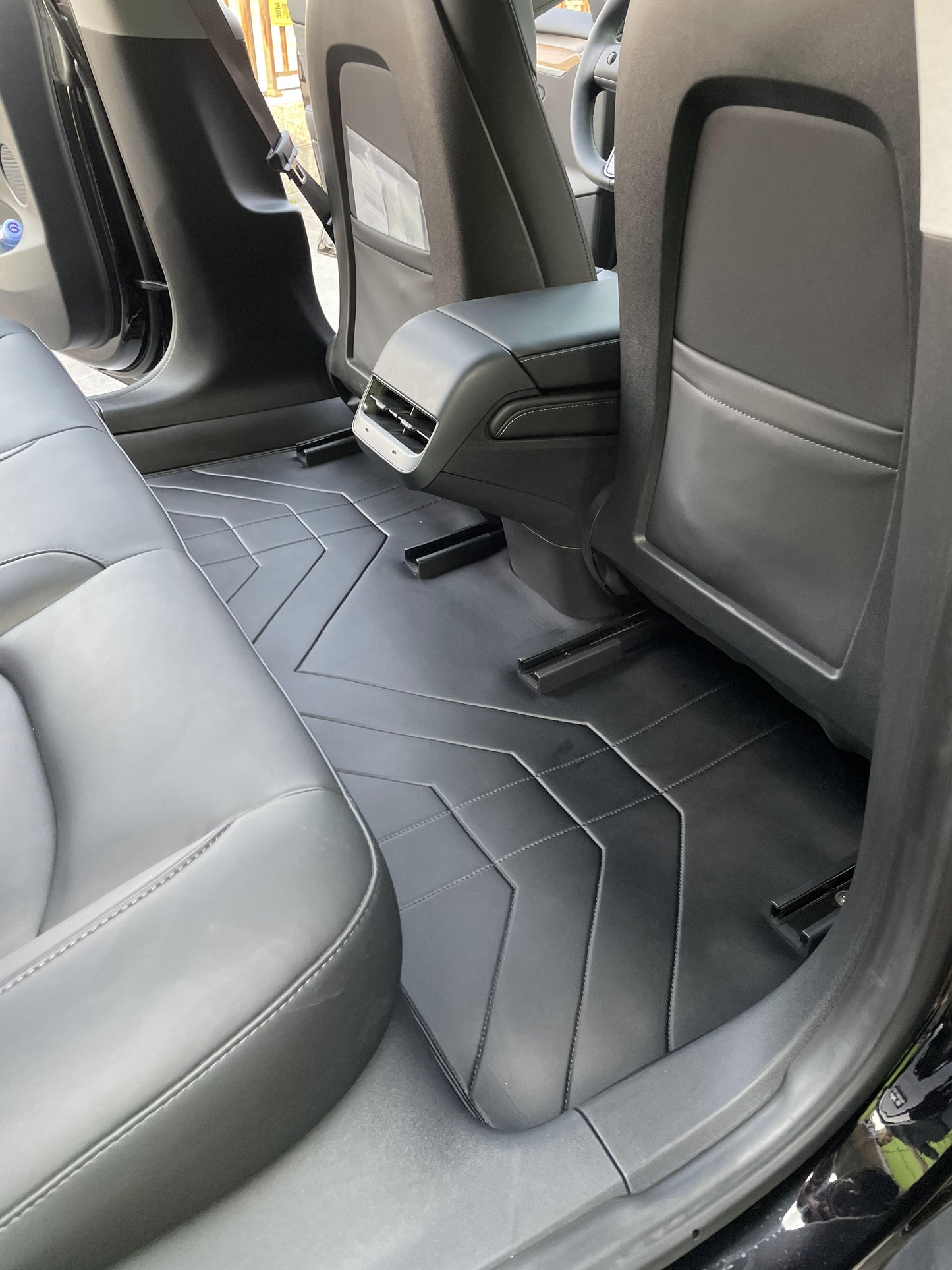 Tesla Model 3 Custom Floor Mats – 360° Perfect Fit
