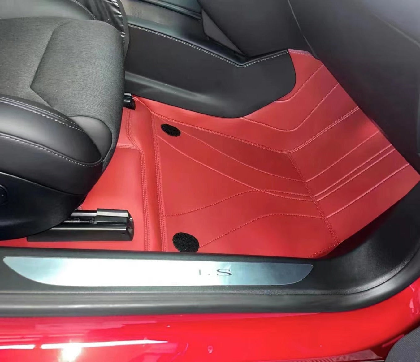 Tesla Model S Custom Floor Mats – 360° Perfect Fit