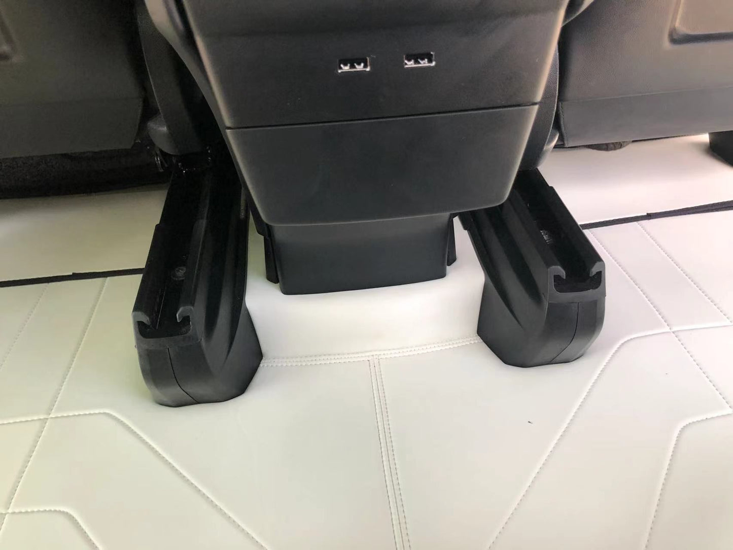 Tesla Model X Custom Floor Mats – 360° Perfect Fit