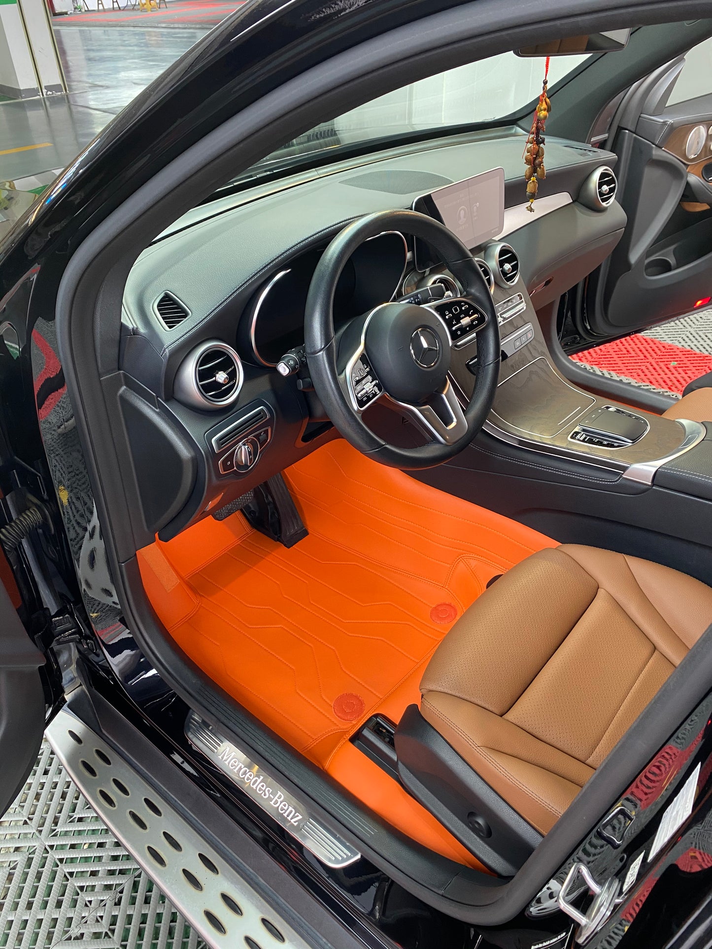 Mercedes-Benz C-Class Custom Floor Mats – 360° Perfect Fit